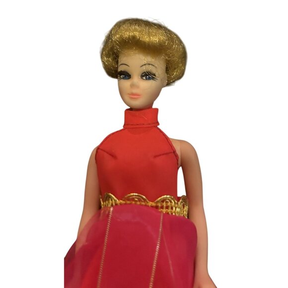 Vintage 70s Topper Dawn Doll w/Red Gold Dress - Picture 5 of 5